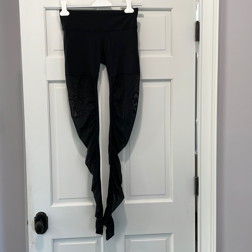 Alo Black Leggings